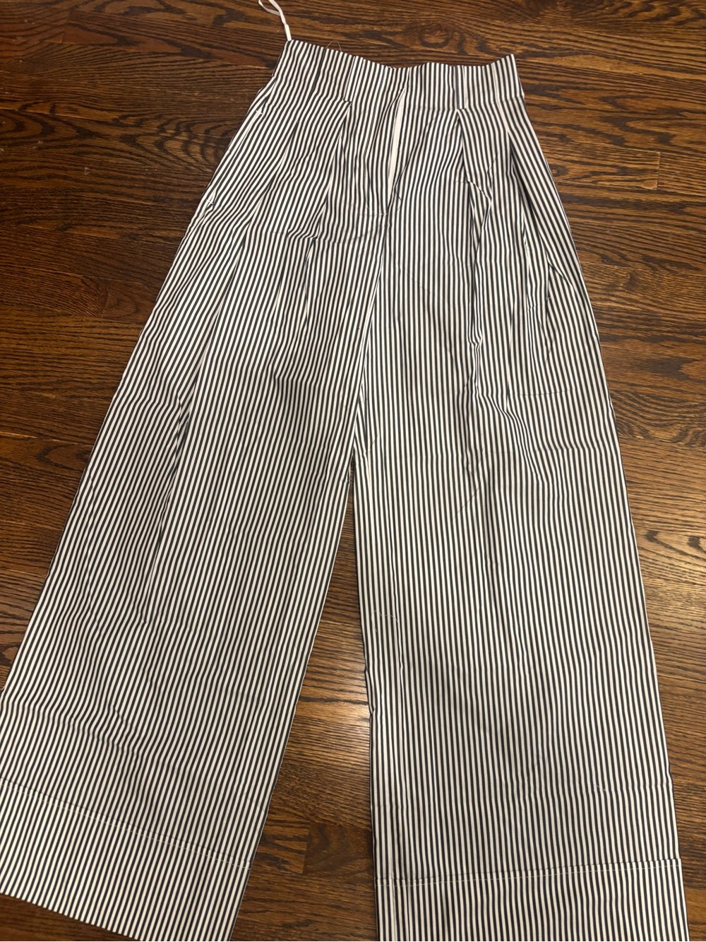 Women’s  Shona Joy Black & White Striped Wide-Leg Pants